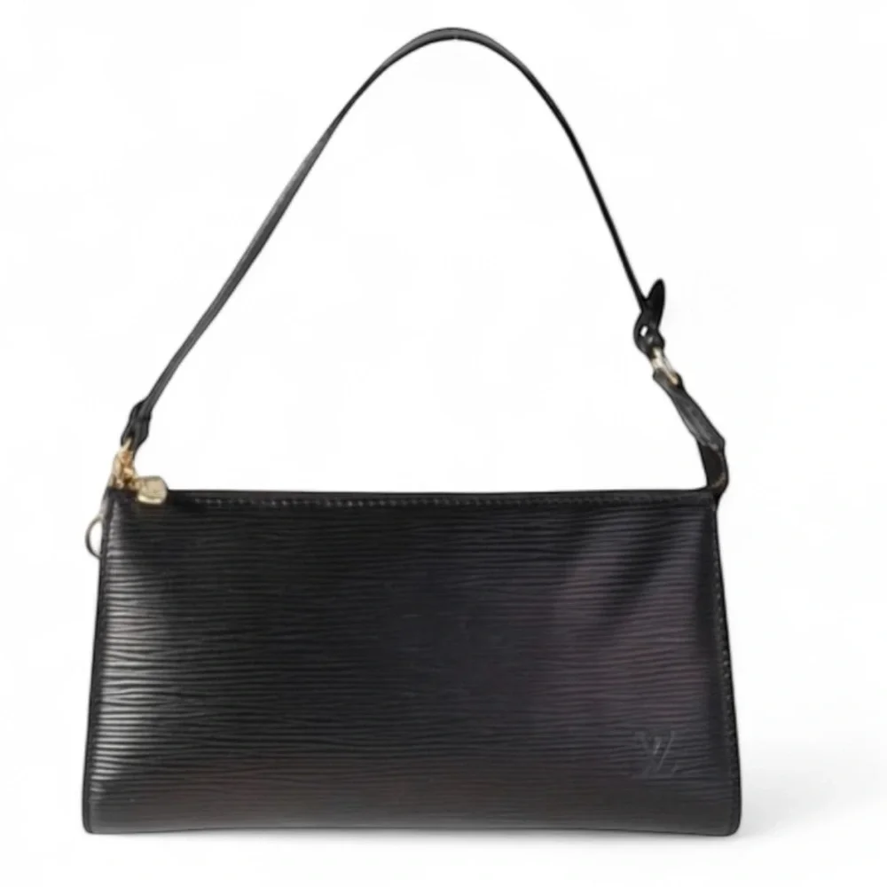 Louis Vuitton black Epi Leather Pochette